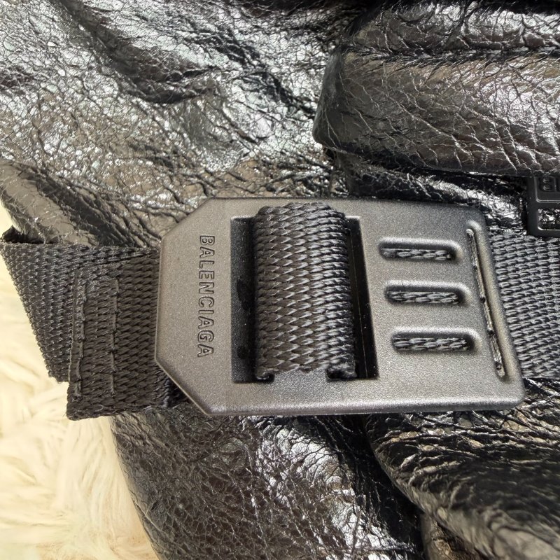 Balenciaga ARMY 腰包 炭黑色 羊皮 大號-3