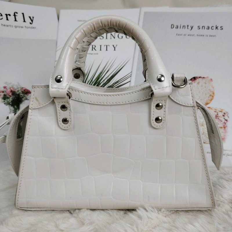 Balenciaga NEO CLASSIC手袋 白色 牛皮 mini-1