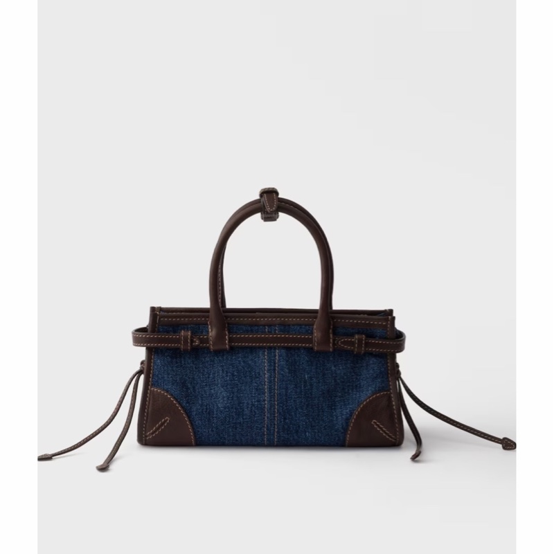 Prada 女士 Bonnie 小號牛仔布和水牛皮手提包均碼碼小號、23.5cm*9cm*12cm-1