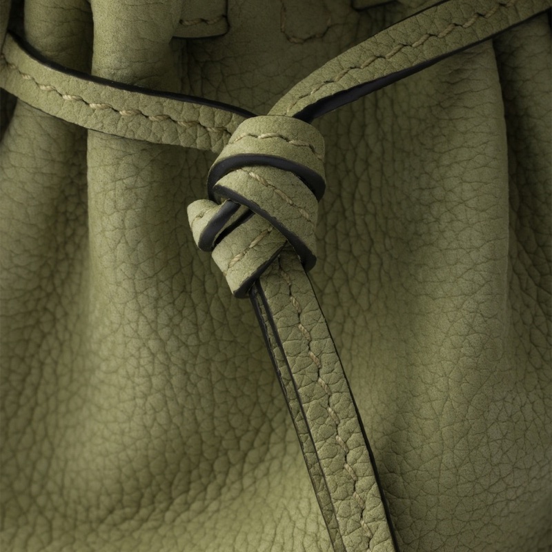 Prada 女士 Bonnie 中號單肩包均碼碼中號、32cm*15.5cm*12cm-1