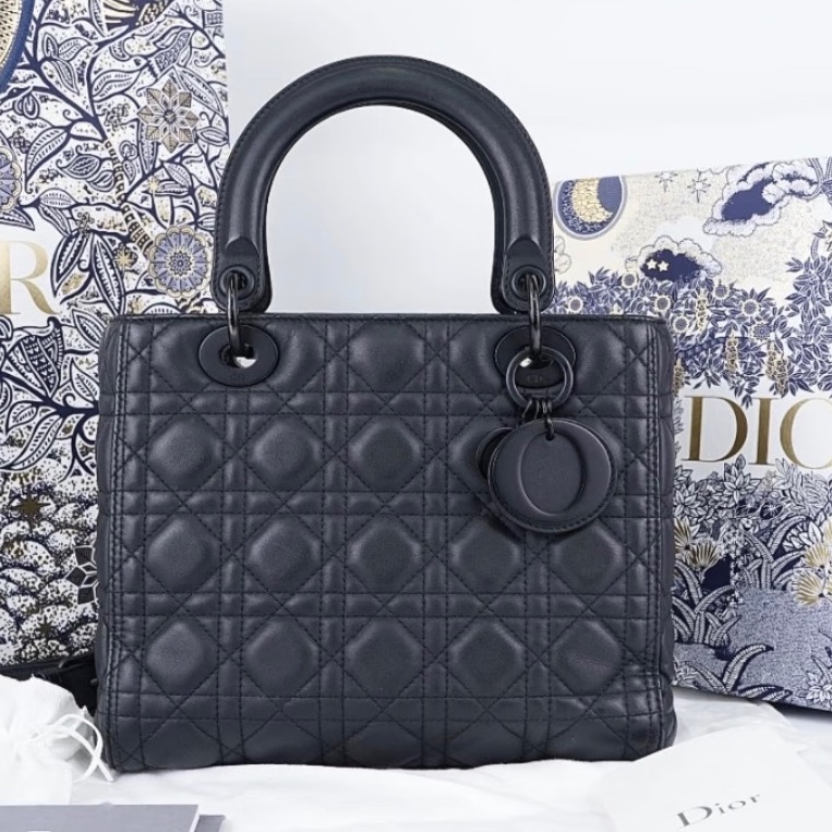 DIOR迪奧Lady Dior黑磨沙黛妃包So Black勳章肩帶#專櫃20多萬🍒-0