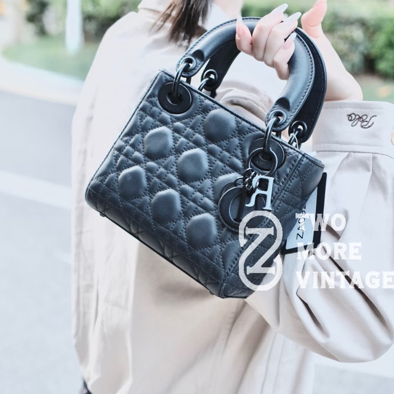 DIOR迪奧Lady Dior黑磨沙黛妃包So Black勳章肩帶#專櫃20多萬🍒-36