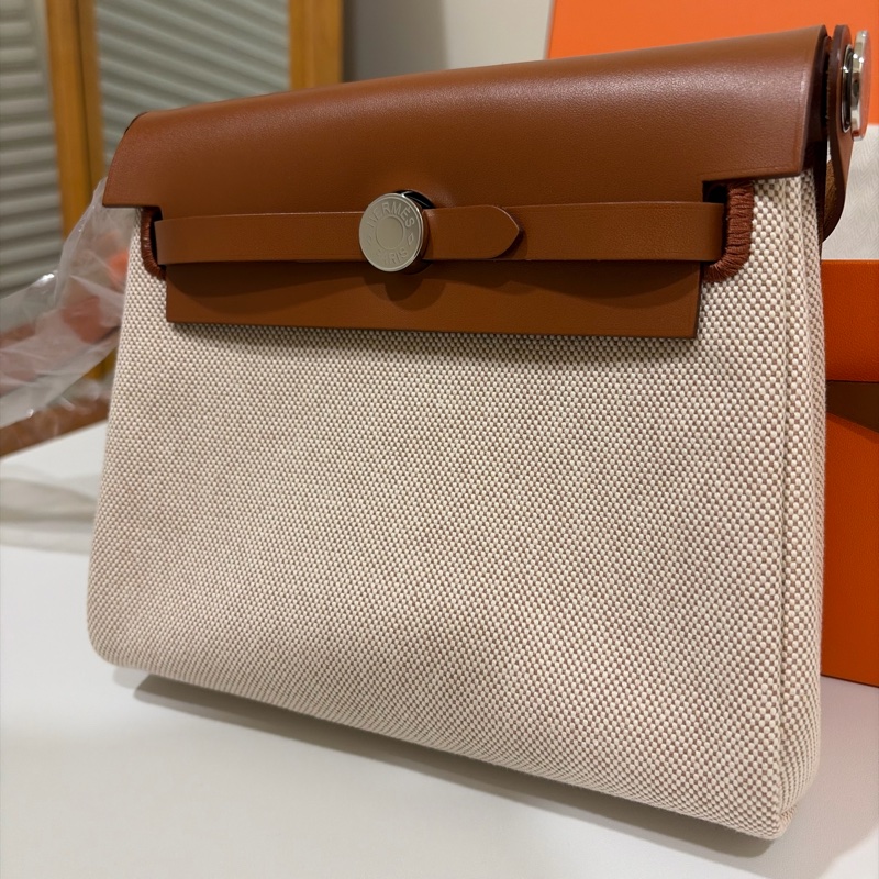 全新/膠膜全在 Hermès Mini Herbag 20cm 金棕金剛色銀扣｜2026/01 購證-0