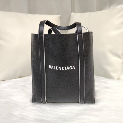 BALENCIAGA 巴黎世家 Everyday 黑色 牛皮革 xxs 白色裝飾邊 托特包