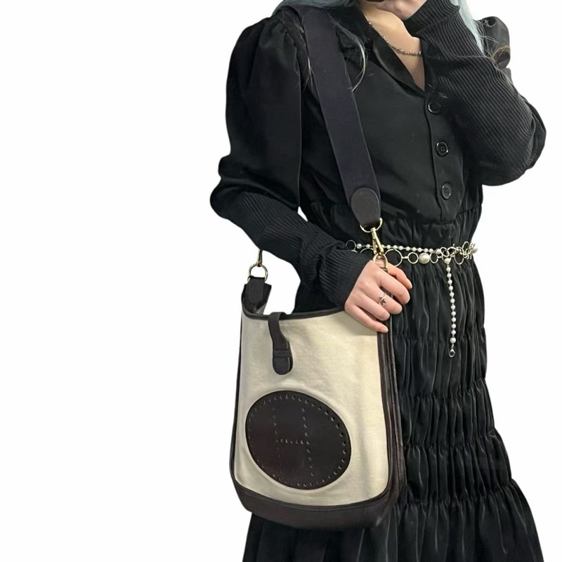 「JL精品代購」9新 愛馬仕米棕色帆布拼皮Evelyne大號-1