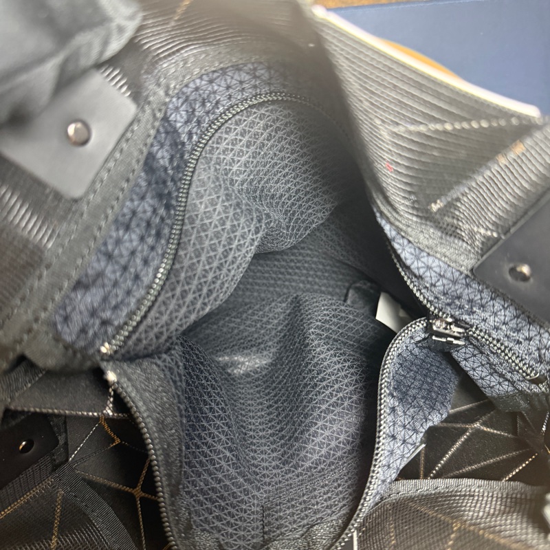 ISSEY MIYAKE BAOBAO TOTE亮面幾何 6X6手提包-12