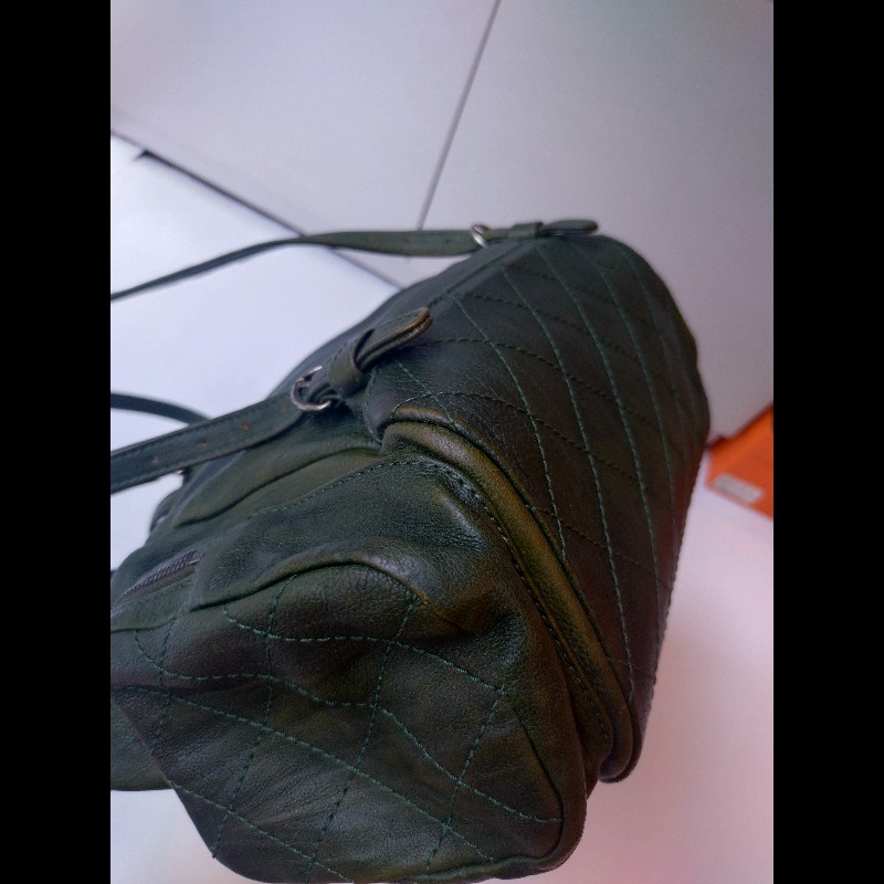 Chanel 霧銀釦綠色牛皮側口袋後背包-5