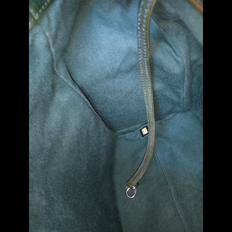 Chanel 霧銀釦綠色牛皮側口袋後背包-14