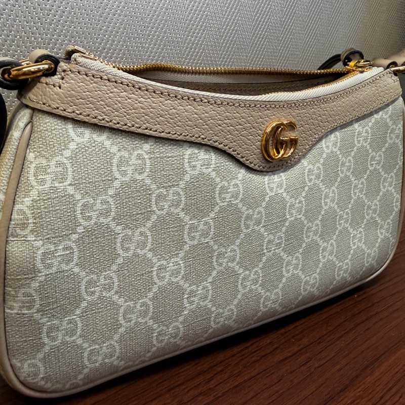 Gucci logo pvc 燕麥色腋下包-6