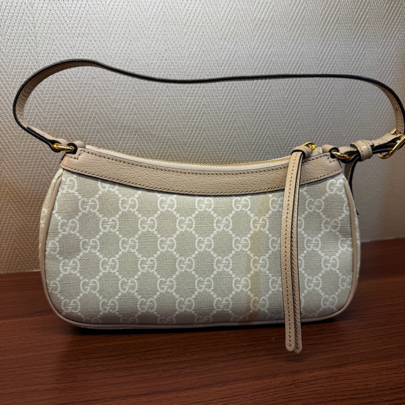 Gucci logo pvc 燕麥色腋下包-9
