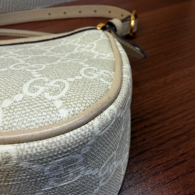 Gucci logo pvc 燕麥色腋下包-10