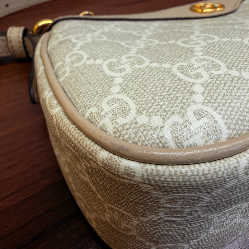 Gucci logo pvc 燕麥色腋下包-13