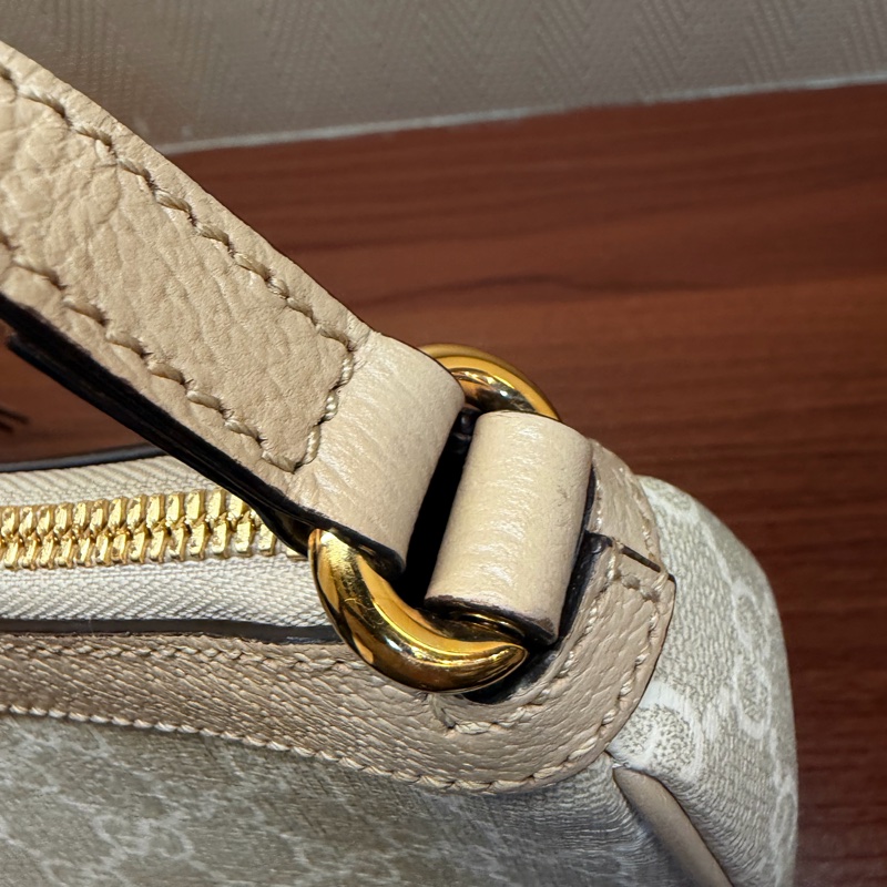 Gucci logo pvc 燕麥色腋下包-25