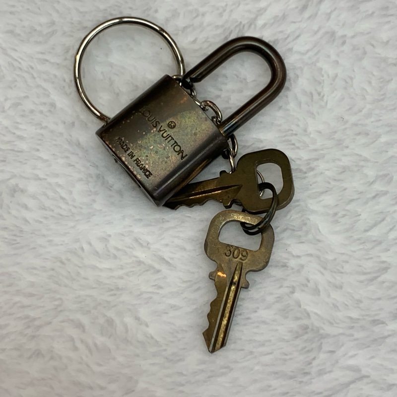 🤎中古款 LV帶鎖貝殼手袋-8