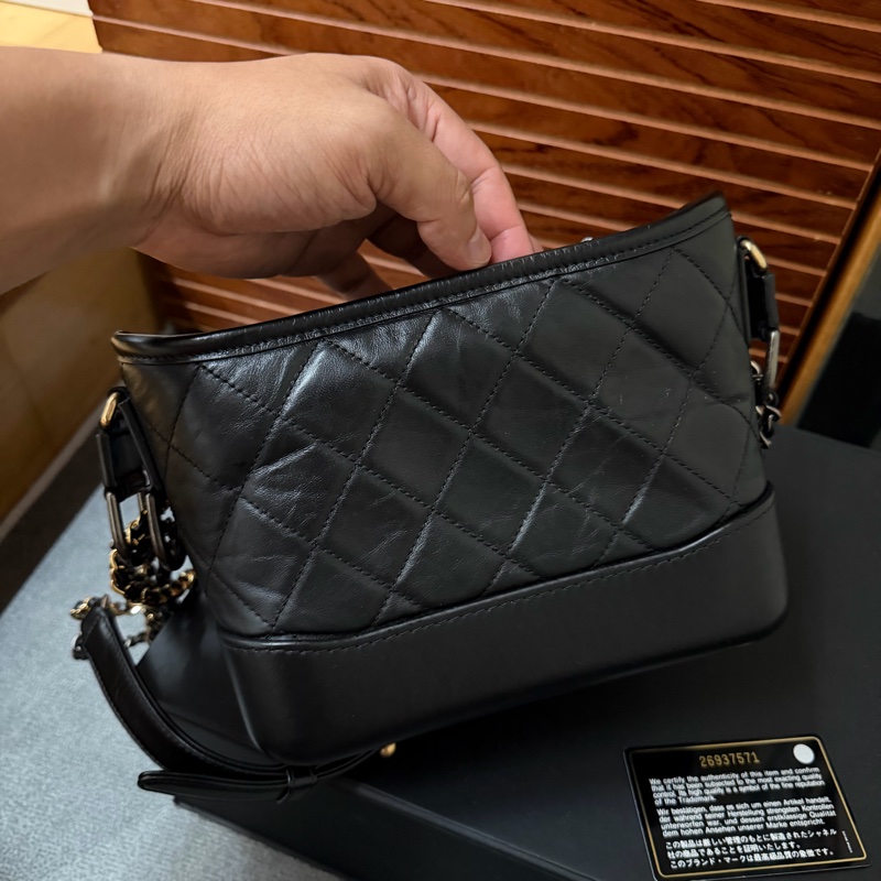 Chanel 流浪包黑色（小號）-1