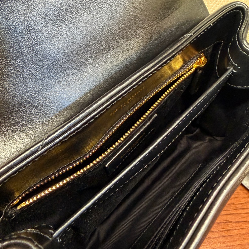 YSL Loulou toy 黑金 小方胖-19