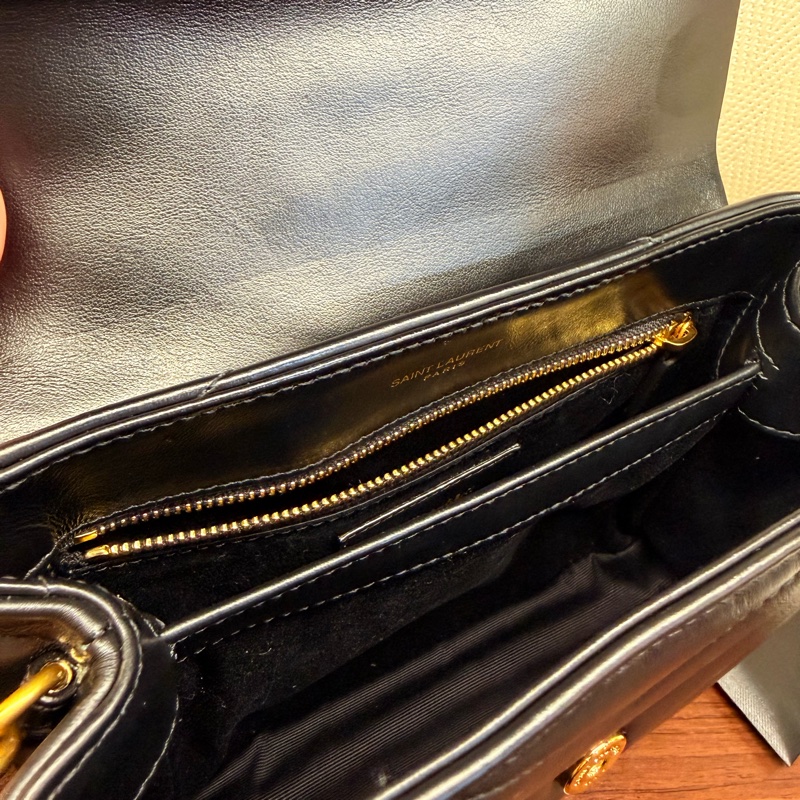 YSL Loulou toy 黑金 小方胖-21