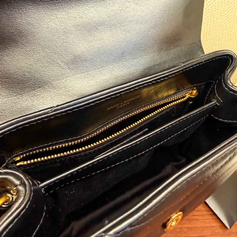 YSL Loulou toy 黑金 小方胖-22