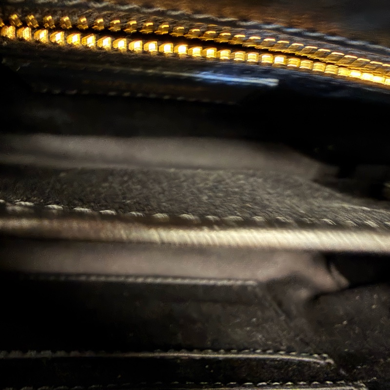 YSL Loulou toy 黑金 小方胖-23