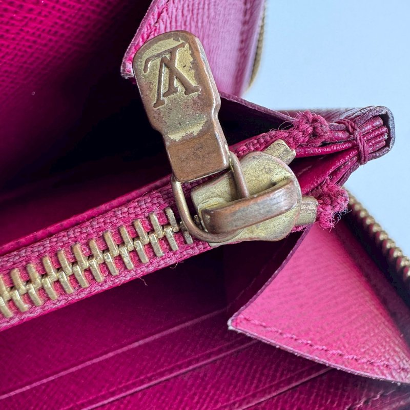 💥容量超大 LV 經典花紋拉鍊長夾-11