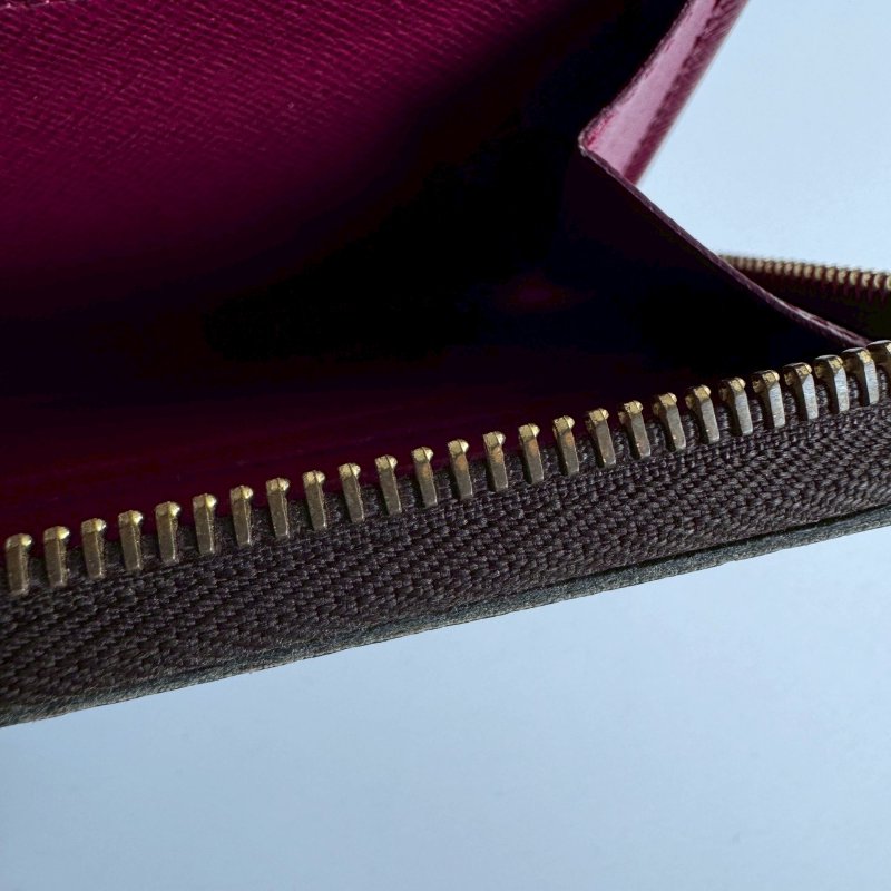 💥容量超大 LV 經典花紋拉鍊長夾-13