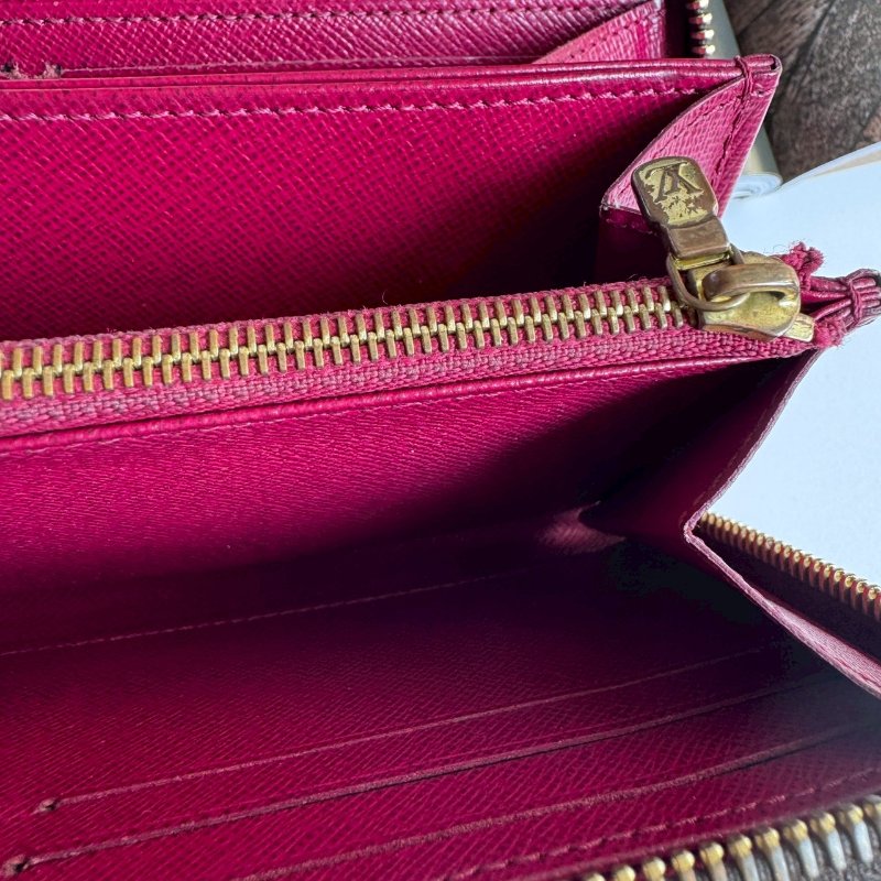 💥容量超大 LV 經典花紋拉鍊長夾-16