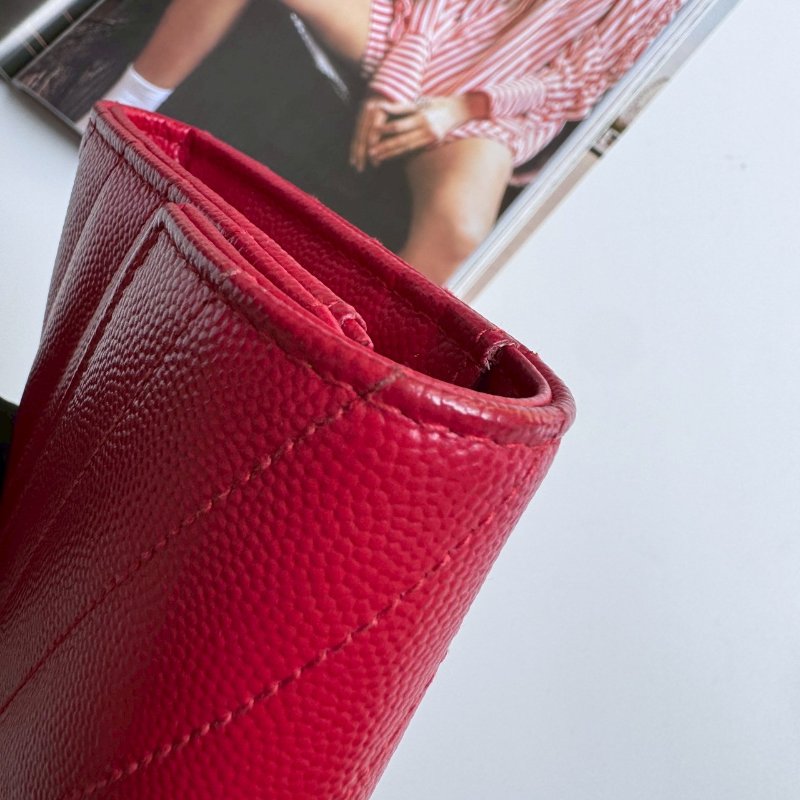 💫紅色超顯白❤️‍🔥YSL 紅色山形紋拉鍊錢包-6