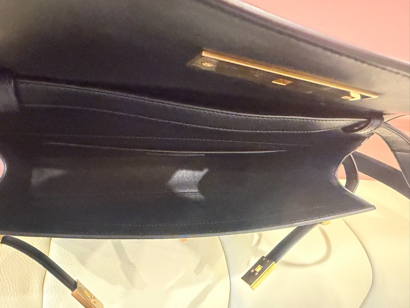 Saint Laurent (YSL) Manhattan 曼哈頓包 雋永黑金組合-26