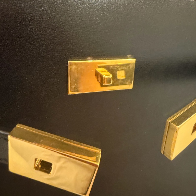 Saint Laurent (YSL) Manhattan 曼哈頓包 雋永黑金組合-31