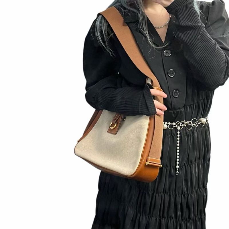 「JL精品代購」稀有愛馬仕金棕色馬鞍皮拼帆布tasko單肩包-2