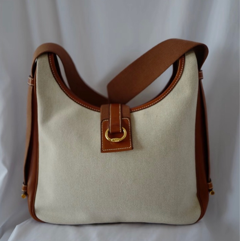 「JL精品代購」稀有愛馬仕金棕色馬鞍皮拼帆布tasko單肩包-3