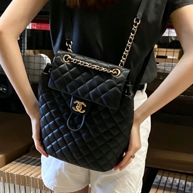 🐫CHANEL黑銀羊皮中號薩爾斯堡雙肩包Saltsbourg Backpack經典菱格紋-1