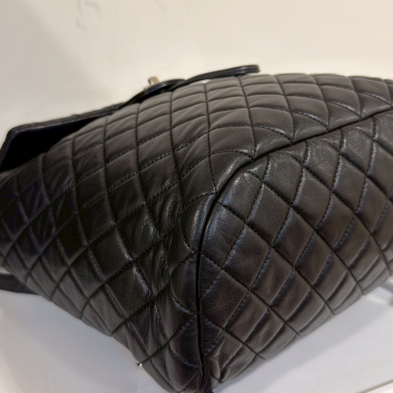 🐫CHANEL黑銀羊皮中號薩爾斯堡雙肩包Saltsbourg Backpack經典菱格紋-16