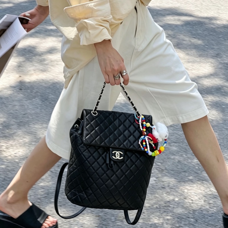 🐫CHANEL黑銀羊皮中號薩爾斯堡雙肩包Saltsbourg Backpack經典菱格紋-46