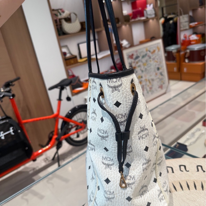 mcm 雙面購物袋 成色可以  自用性價比很高   隨意造不心疼-1