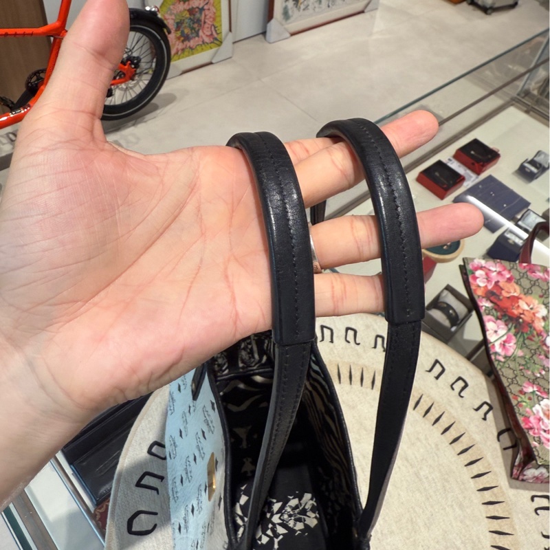 mcm 雙面購物袋 成色可以  自用性價比很高   隨意造不心疼-4