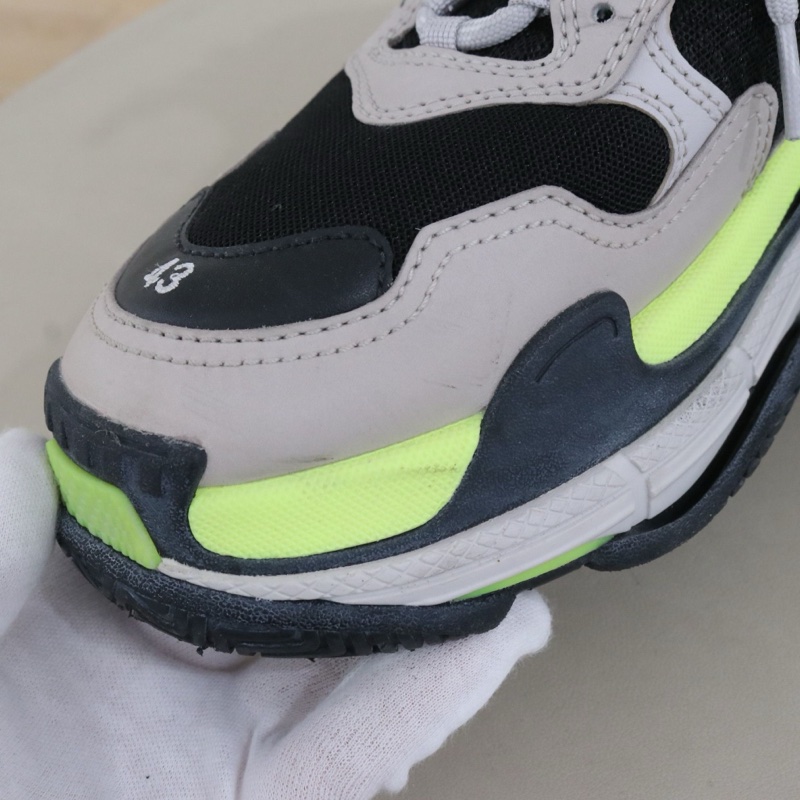 Balenciaga 巴黎世家 Triple S 男鞋，43码 配件无。-6
