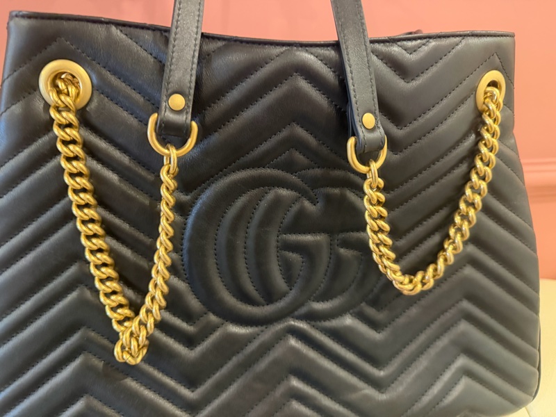 Gucci GG Marmont Matelassé 黑色全皮大款托特包-3