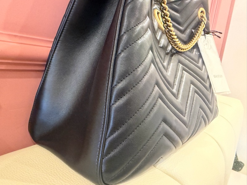 Gucci GG Marmont Matelassé 黑色全皮大款托特包-12