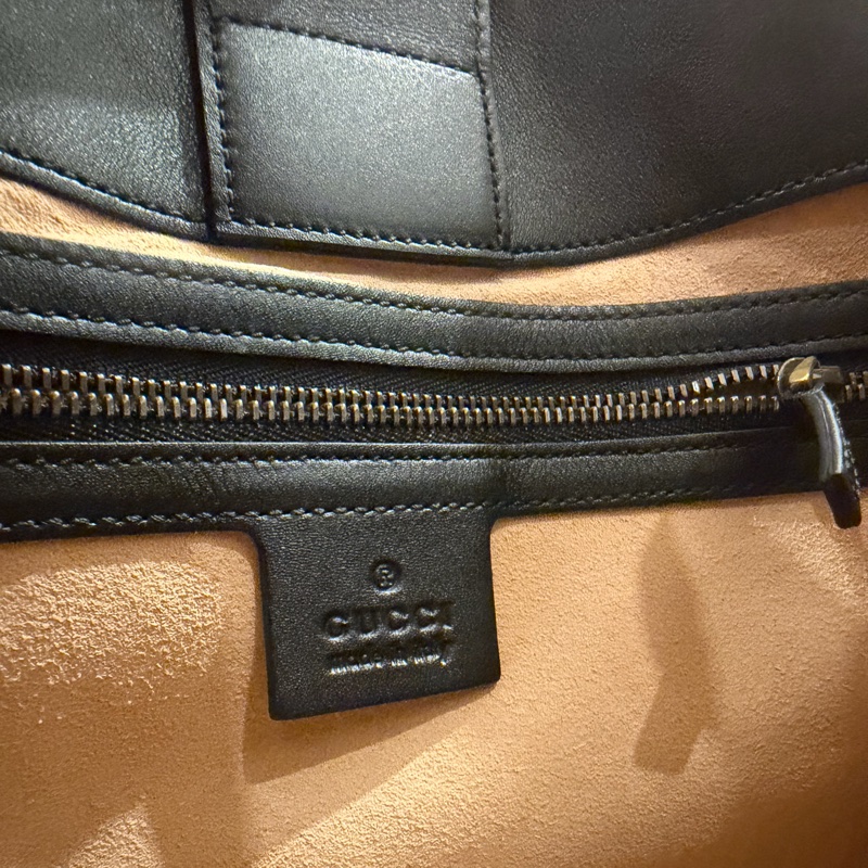 Gucci GG Marmont Matelassé 黑色全皮大款托特包-15