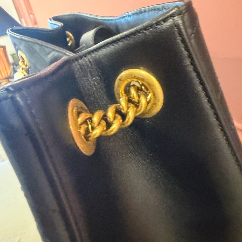 Gucci GG Marmont Matelassé 黑色全皮大款托特包-23