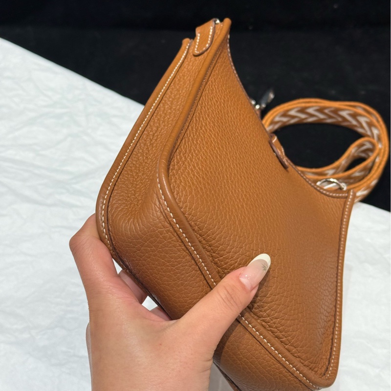 99🆕Hermes/愛馬仕evelyne mini伊芙琳 金棕色銀扣編織肩帶-5