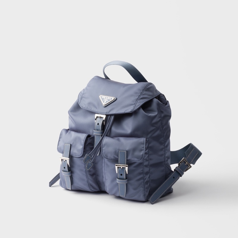 Prada 女士 小號尼龍背包均碼碼小號、23.5cm*15cm*28cm-1