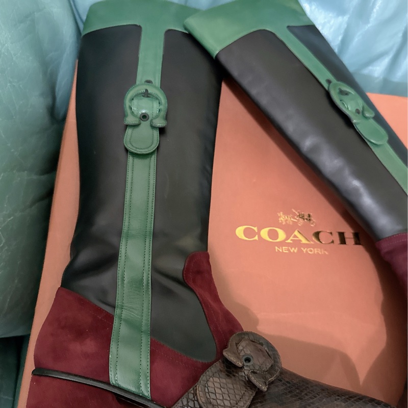 二手Coach 長筒靴子（原價25000元）-27