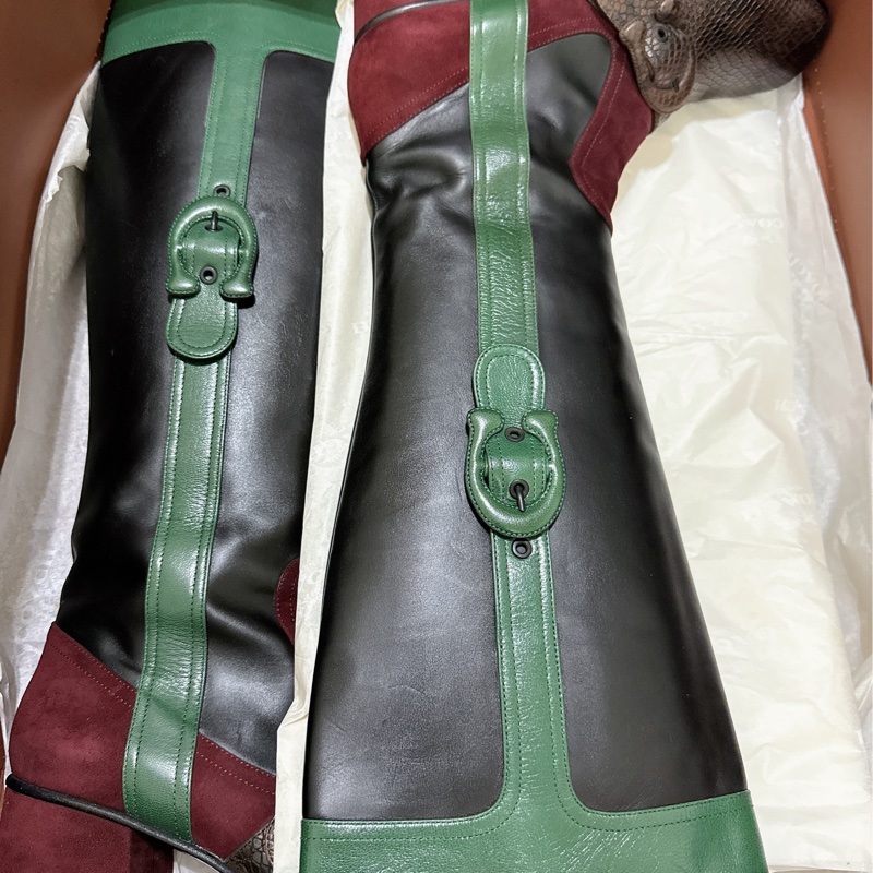 二手Coach 長筒靴子（原價25000元）-35