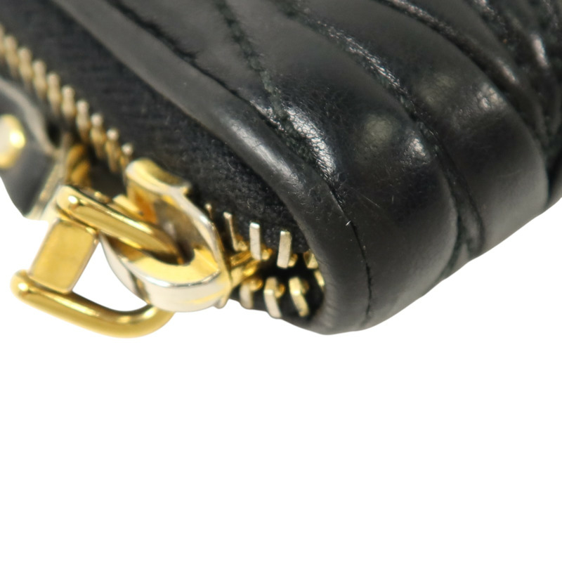 Miu Miu 羊皮皮革Zipper Long Wallet金扣長錢包-9