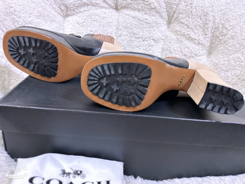 未使用coach 短筒靴（原價14300元）-29