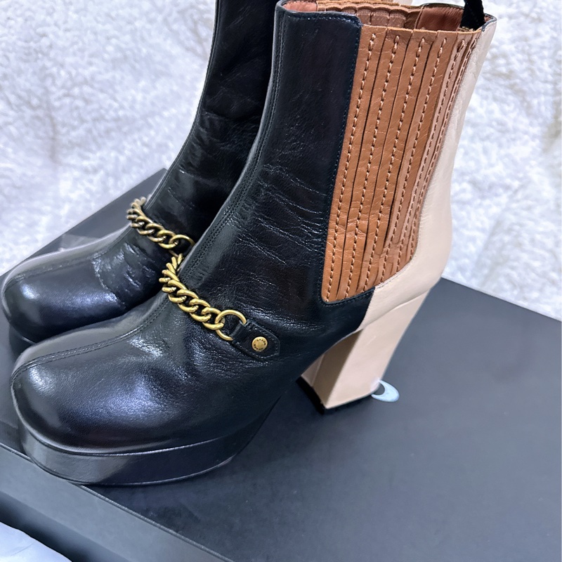 未使用coach 短筒靴（原價14300元）-32