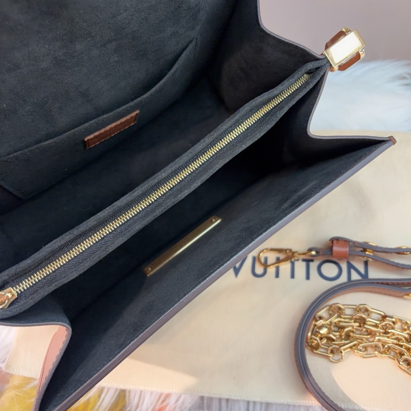 Louis Vuitton路易威登 Dauphine中號達芙妮單肩斜挎包 芯片帶銅牌 配塵袋-5