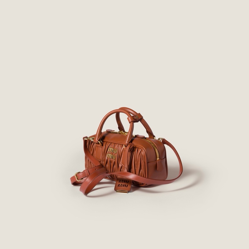 Miu Miu 女士 Arcadie 馬特拉塞凸紋納帕皮單肩包均碼碼22cm*7.5cm*10.5cm-3